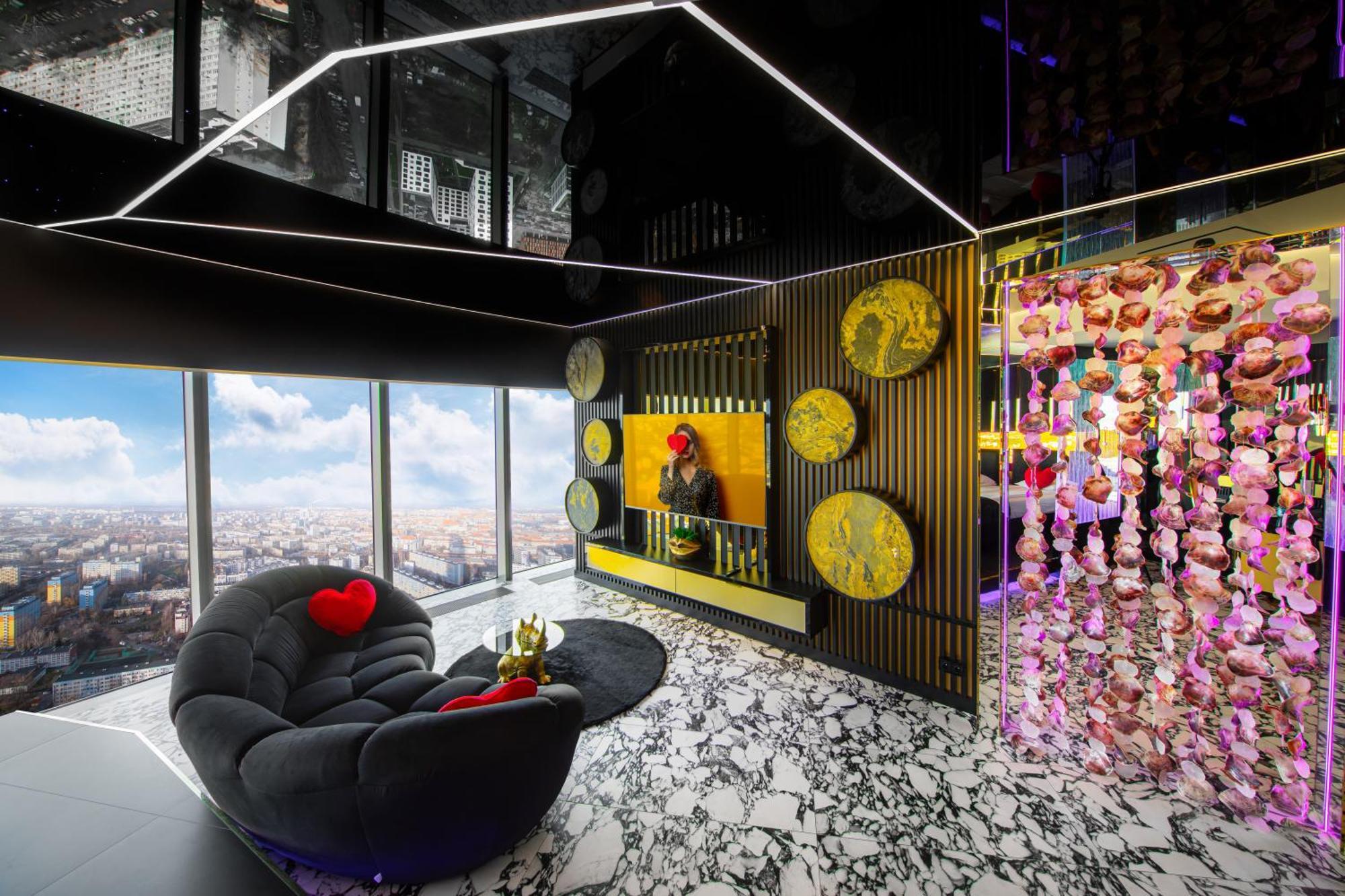 Apartamenty Sky Tower Z Jakuzzi Przy Oknie Vratislav Exteriér fotografie
