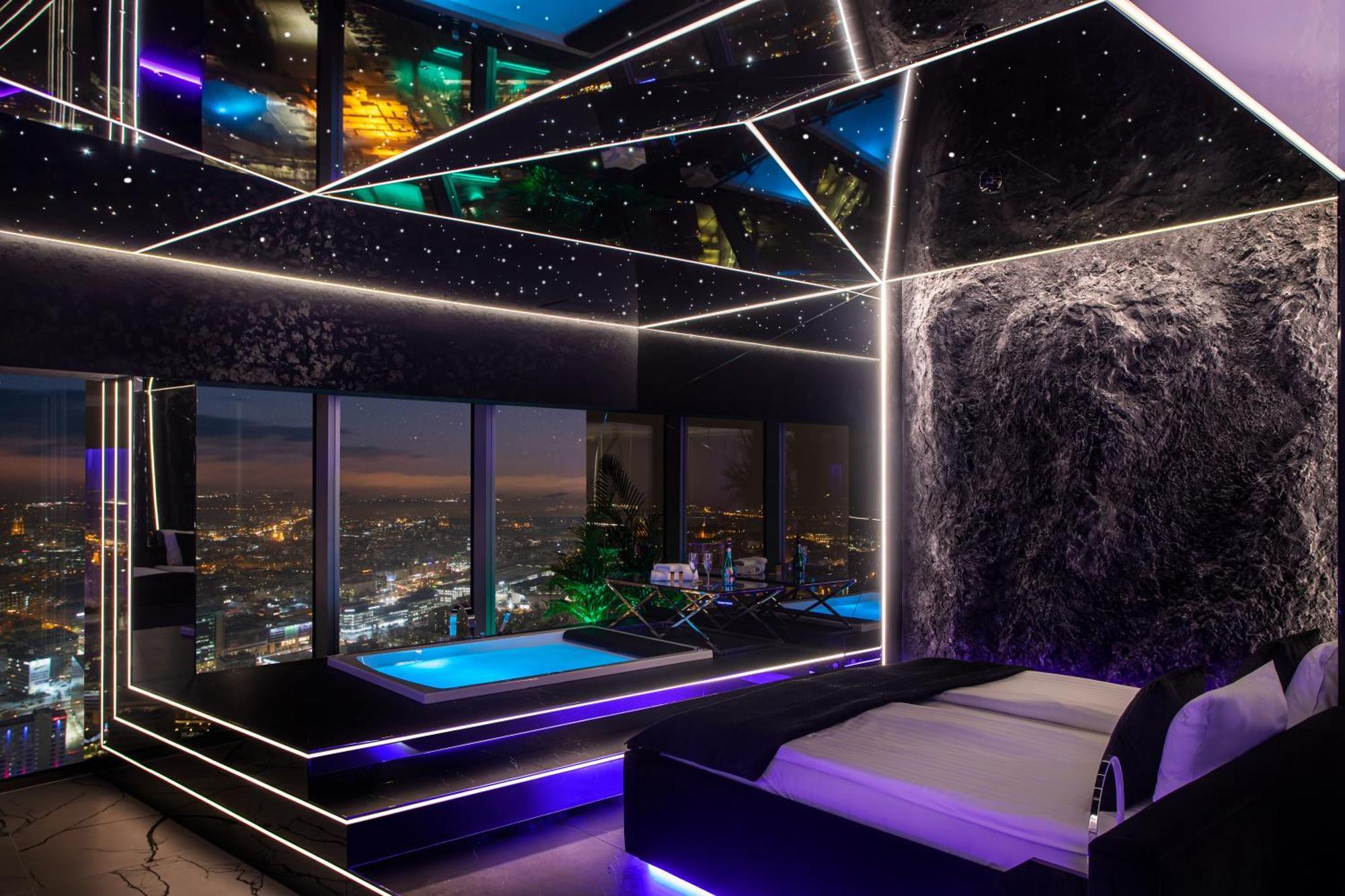 Apartamenty Sky Tower Z Jakuzzi Przy Oknie Vratislav Exteriér fotografie