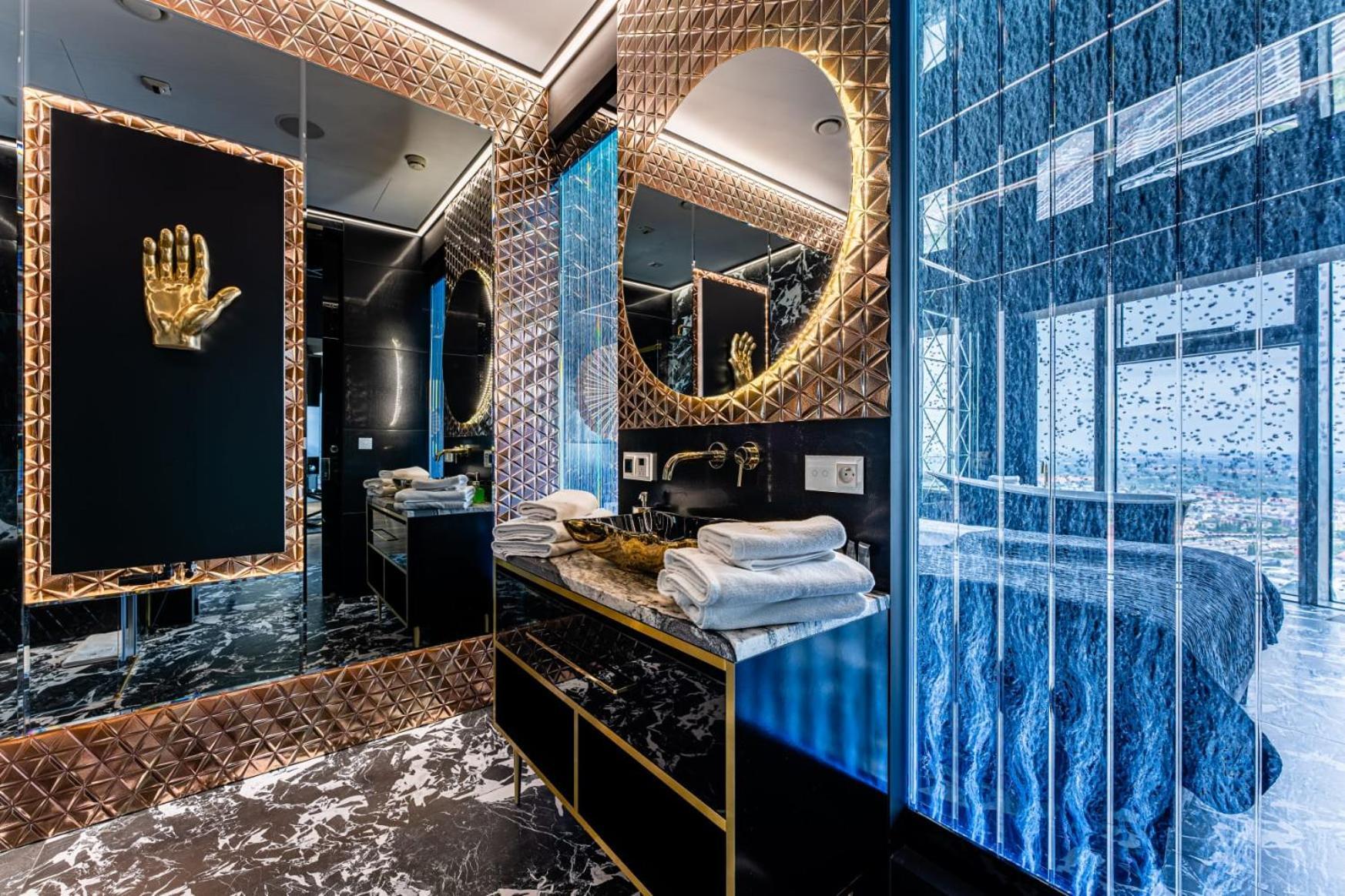 Apartamenty Sky Tower Z Jakuzzi Przy Oknie Vratislav Exteriér fotografie