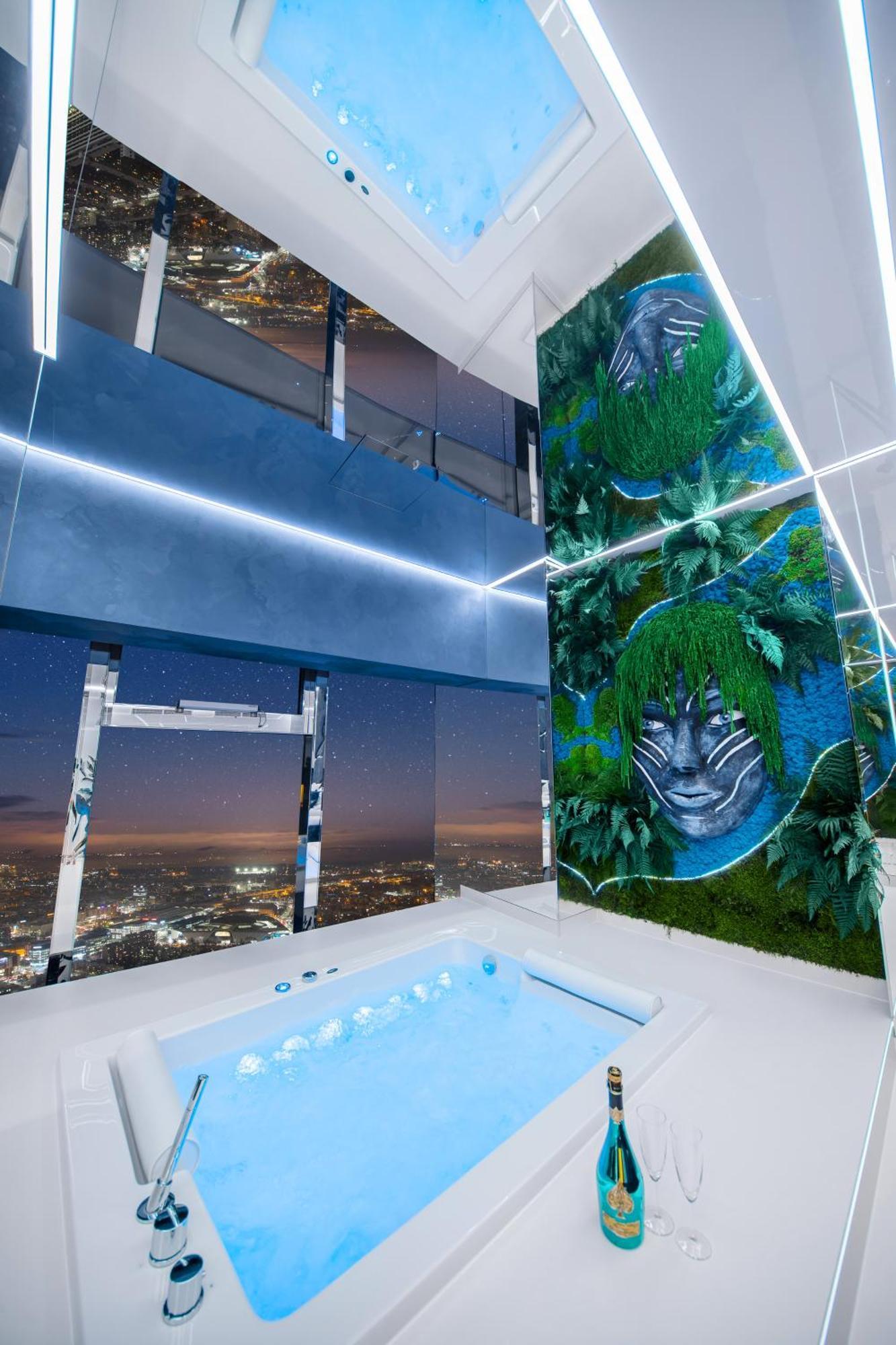 Apartamenty Sky Tower Z Jakuzzi Przy Oknie Vratislav Exteriér fotografie
