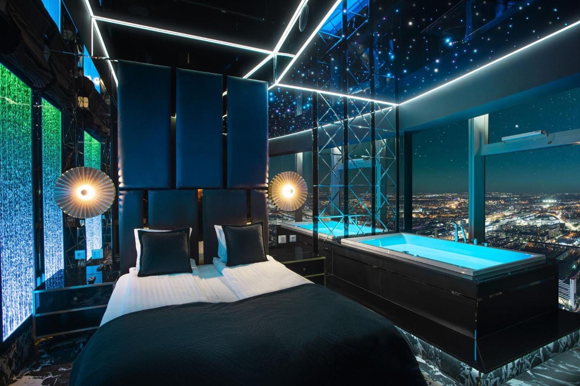 Apartamenty Sky Tower Z Jakuzzi Przy Oknie Vratislav Pokoj fotografie
